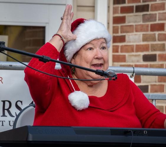 Season of (Mount) Joy at 25th Winterfest [photos] Entertainment