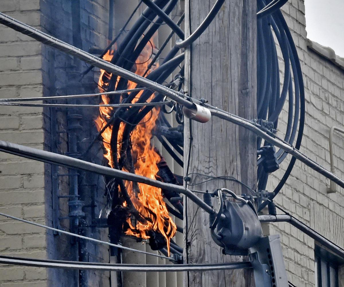 Electrical wire catches fire in Lancaster city Local News