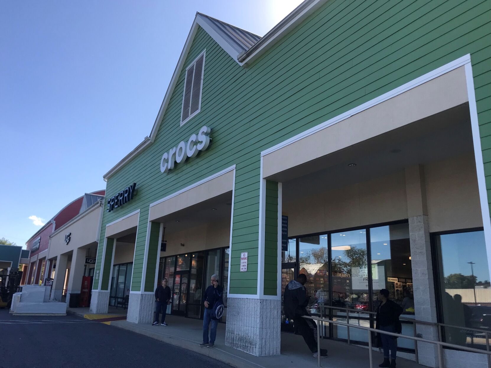 Comfortable shoe retailer Crocs opens store at Tanger Outlets