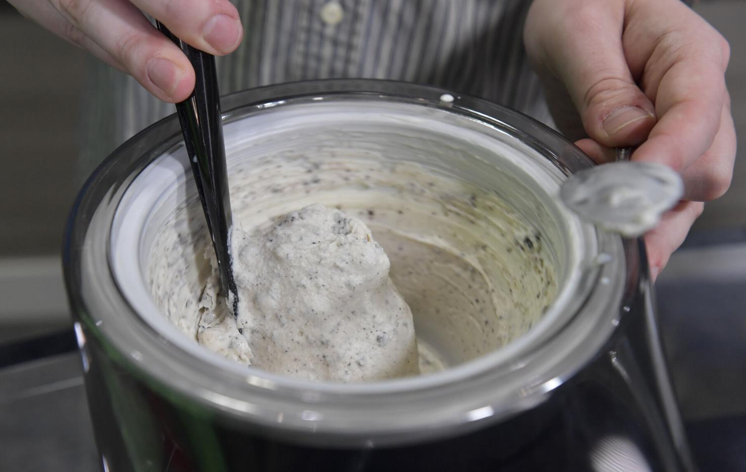 Ice Cream Maker 8.jpg