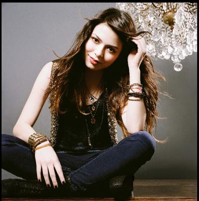 miranda cosgrove looks forward
