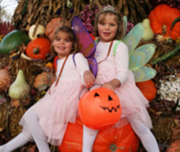 Halloween Daze and Spooky Knights at Ren Faire Entertainment