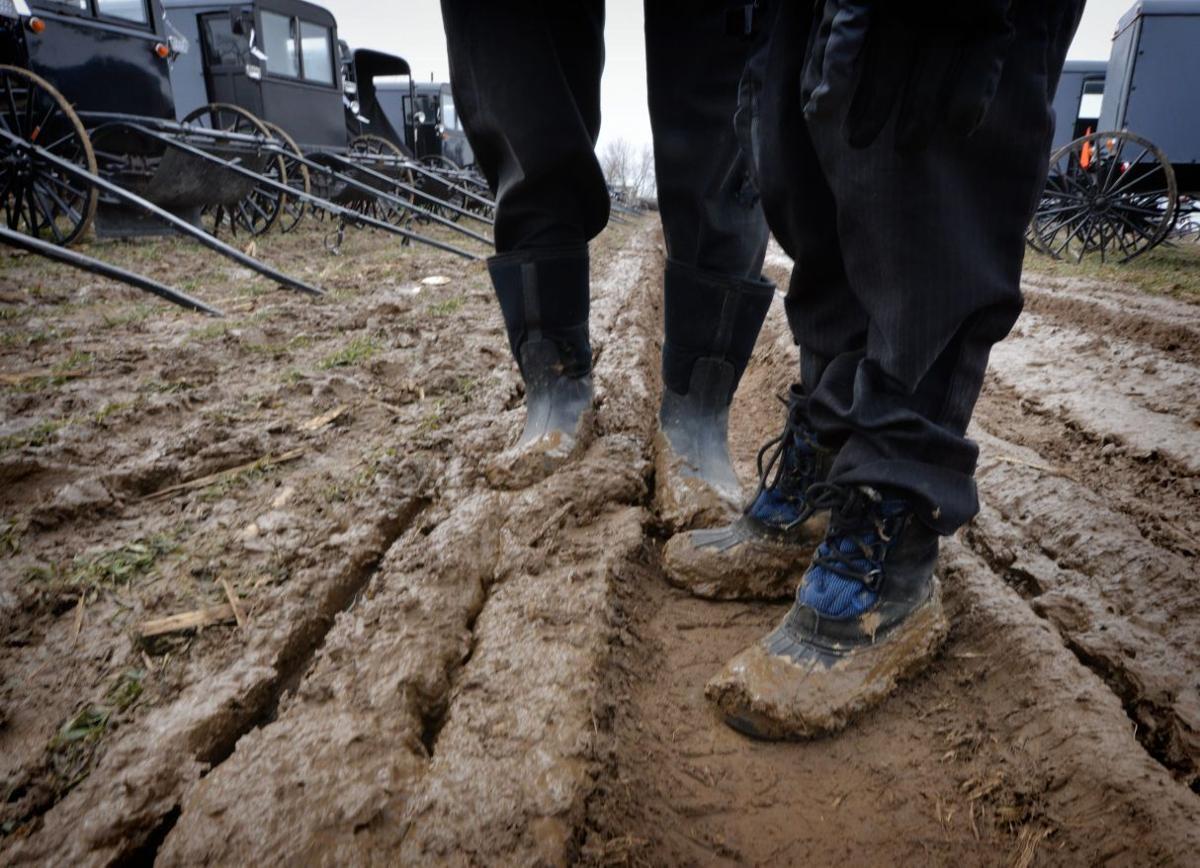 2016 mud sale calendar for Lancaster County and beyond Trending