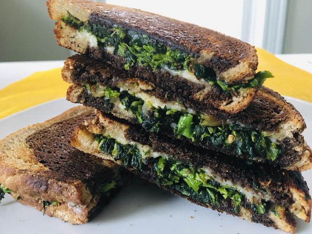 Congressman Bob Walker Who Has Had A Role In Shaping Us Space Policy Reflects On Moon Mission Life Culture Lancasteronline Com