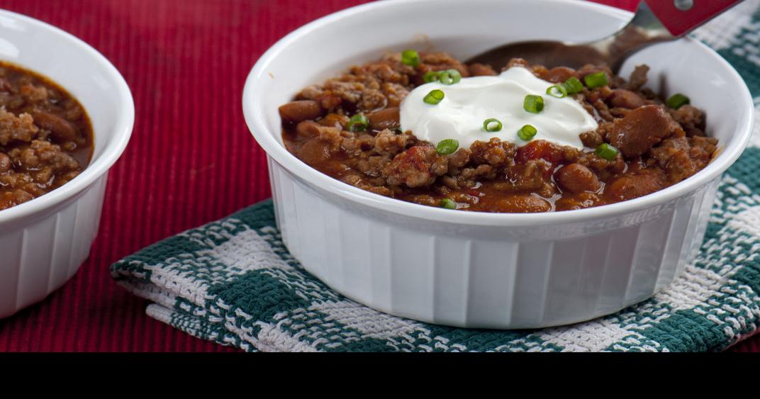 Easy Varsity Chili Recipe 2023 AtOnce