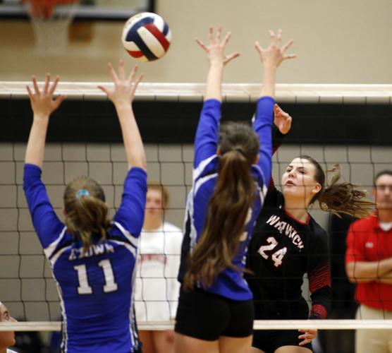 Elizabethtown girls volleyball team goes on road to earn victory at
