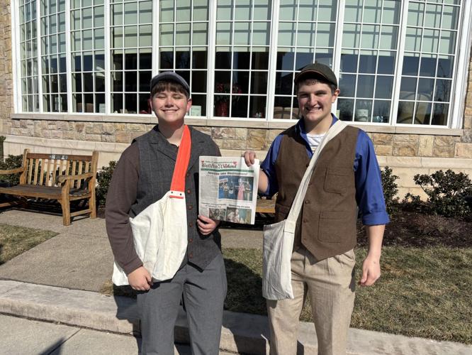 Derry Area newsies hand out papers | | latrobebulletinnews.com