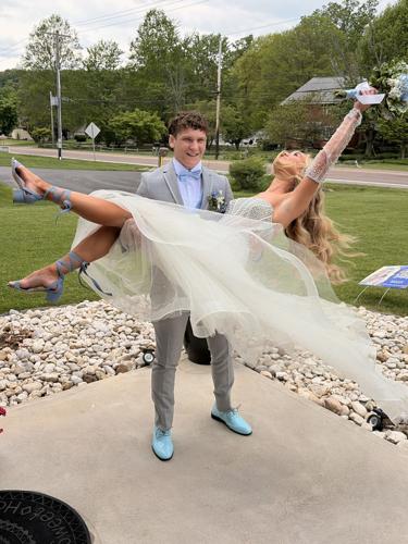 Area students show off prom outfits | Local News | latrobebulletinnews.com