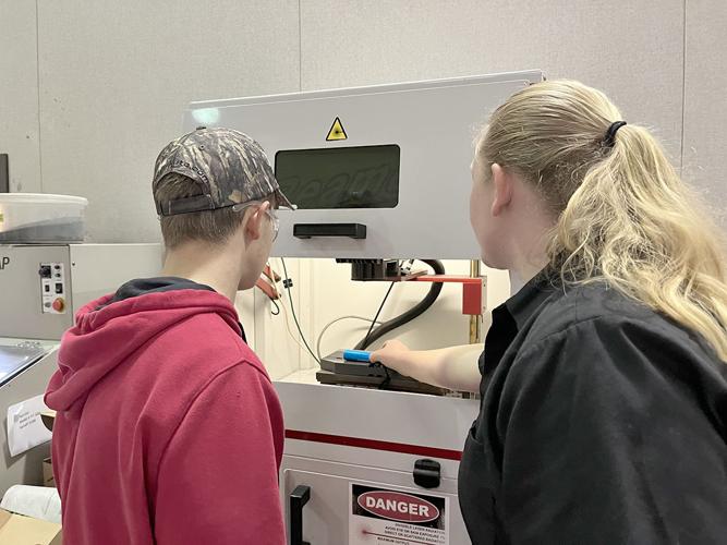 Students visit Arch Cutting Tools for National Manufacturing Day