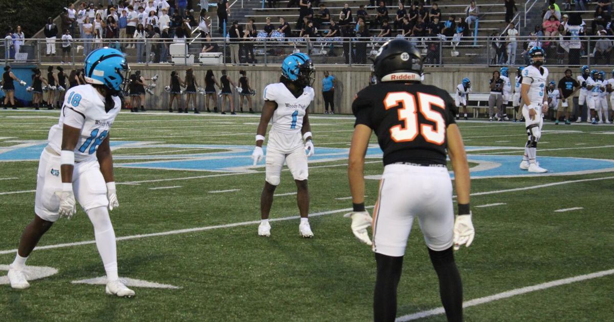 Big plays doom Wildcats against Woodland Hills High School Football