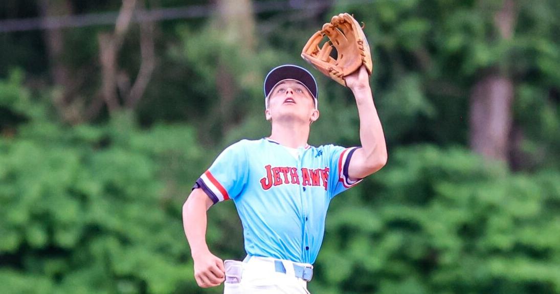 Jethawks sweep semifinals, advance to District 31 championship and Region 7 tournament