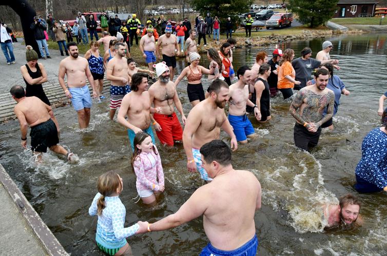 Participants 'chill out' at 3rd annual Polar Plunge at Keystone, Local News