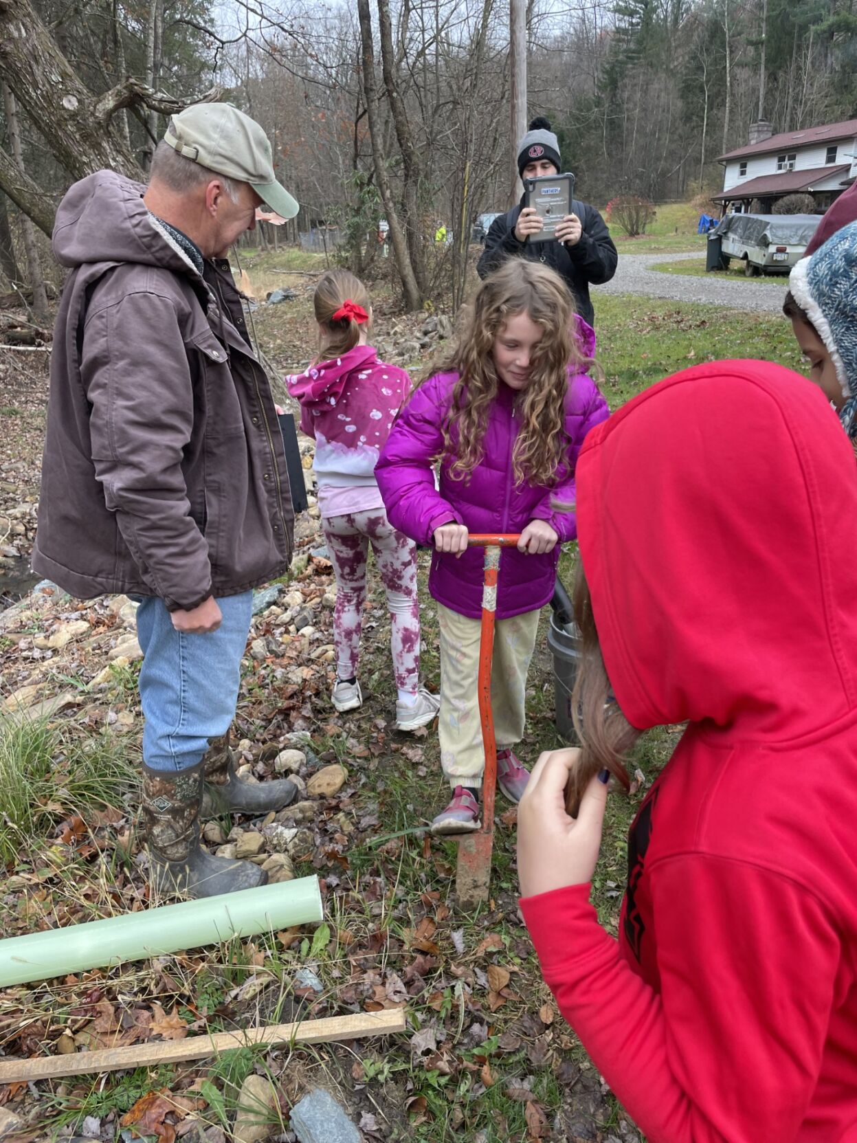 Laurel Valley Elementary Students plant trees along creek to improve ...