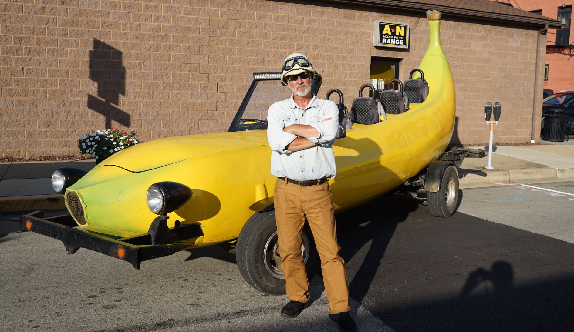 Big Banana Car turns heads at Yellow Tie Gala | Local News