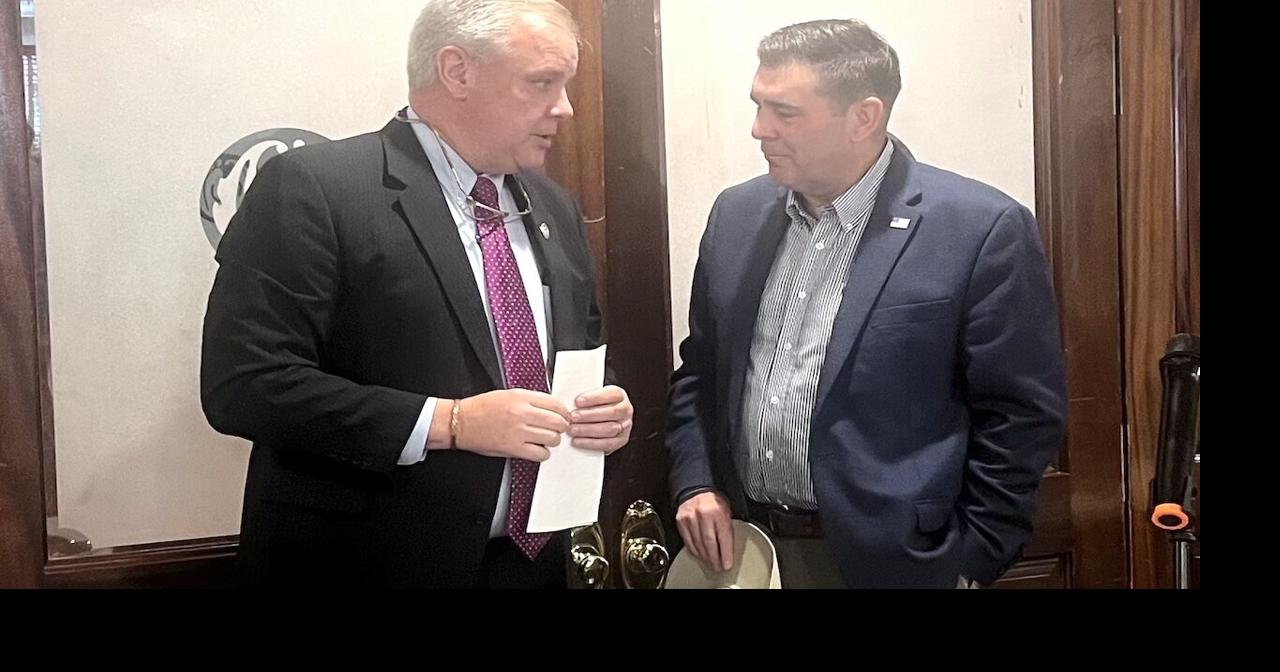 Ag Commissioner Gipson talks chicken, farmers during stop in Laurel