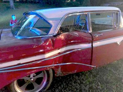 Crash before ‘Cruising’ crushes classic car, couples’ coast plans ...