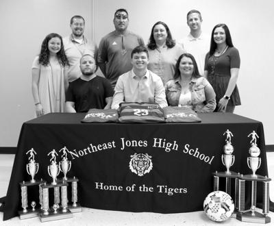 NEJ soccer star signs with JCJC