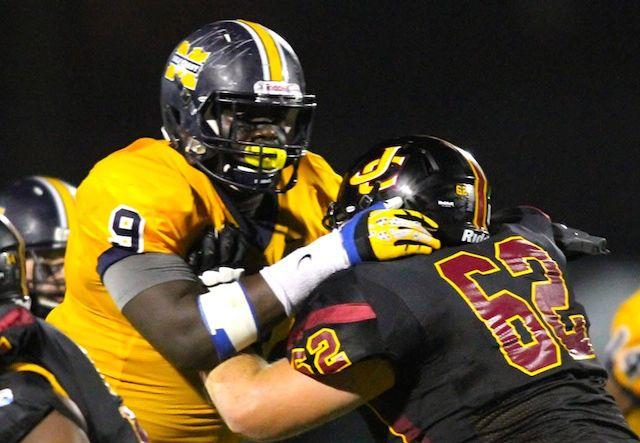 Bringing The Wood Gulf Coast Dominates From Start To Finish In 42 3 Win Over Jcjc Sports Leader Call Com
