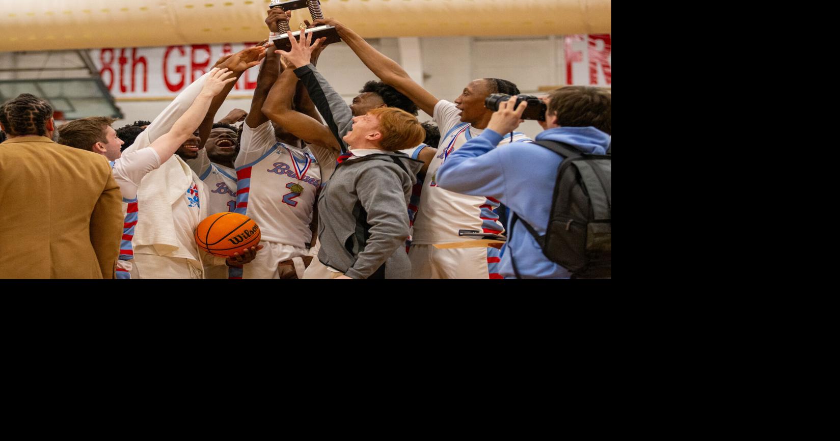 Braves flex muscles for max-capacity crowd in win over Brookhaven for region title