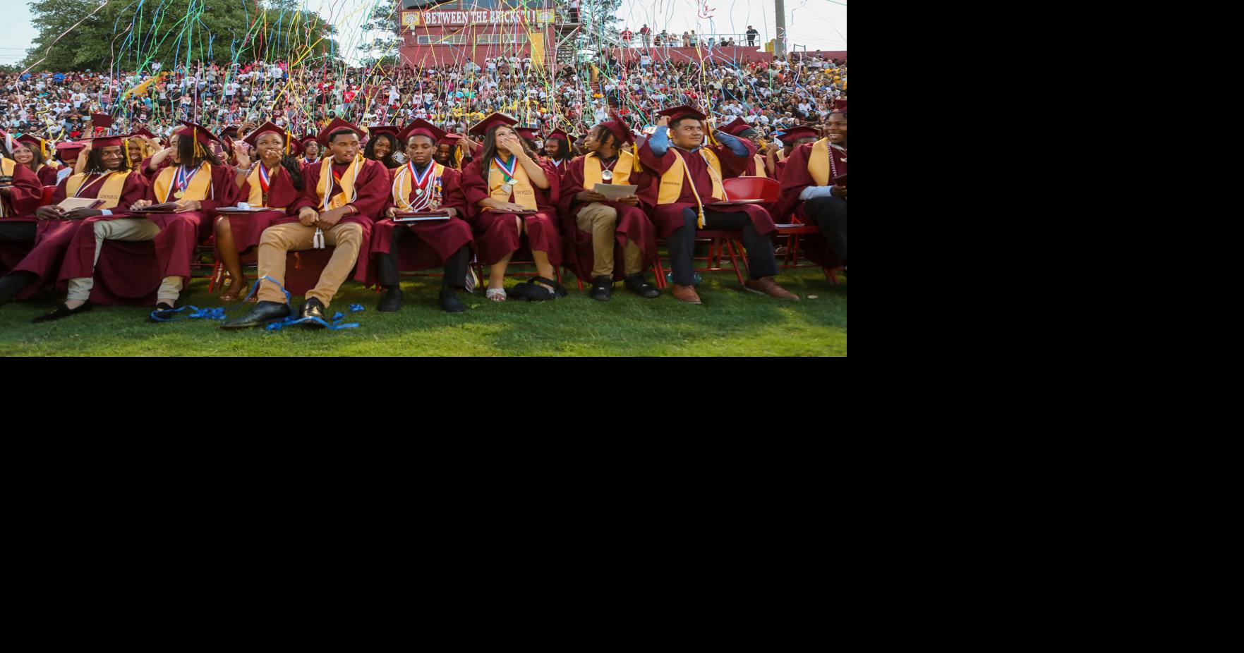 PHOTO GALLERY: Graduation 2025 - EDITORIAL | Multimedia | leader-call.com
