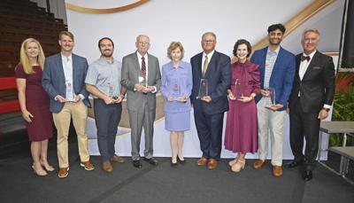Jones College honors 7 alumni during Homecoming 2025-Legacy Award ...