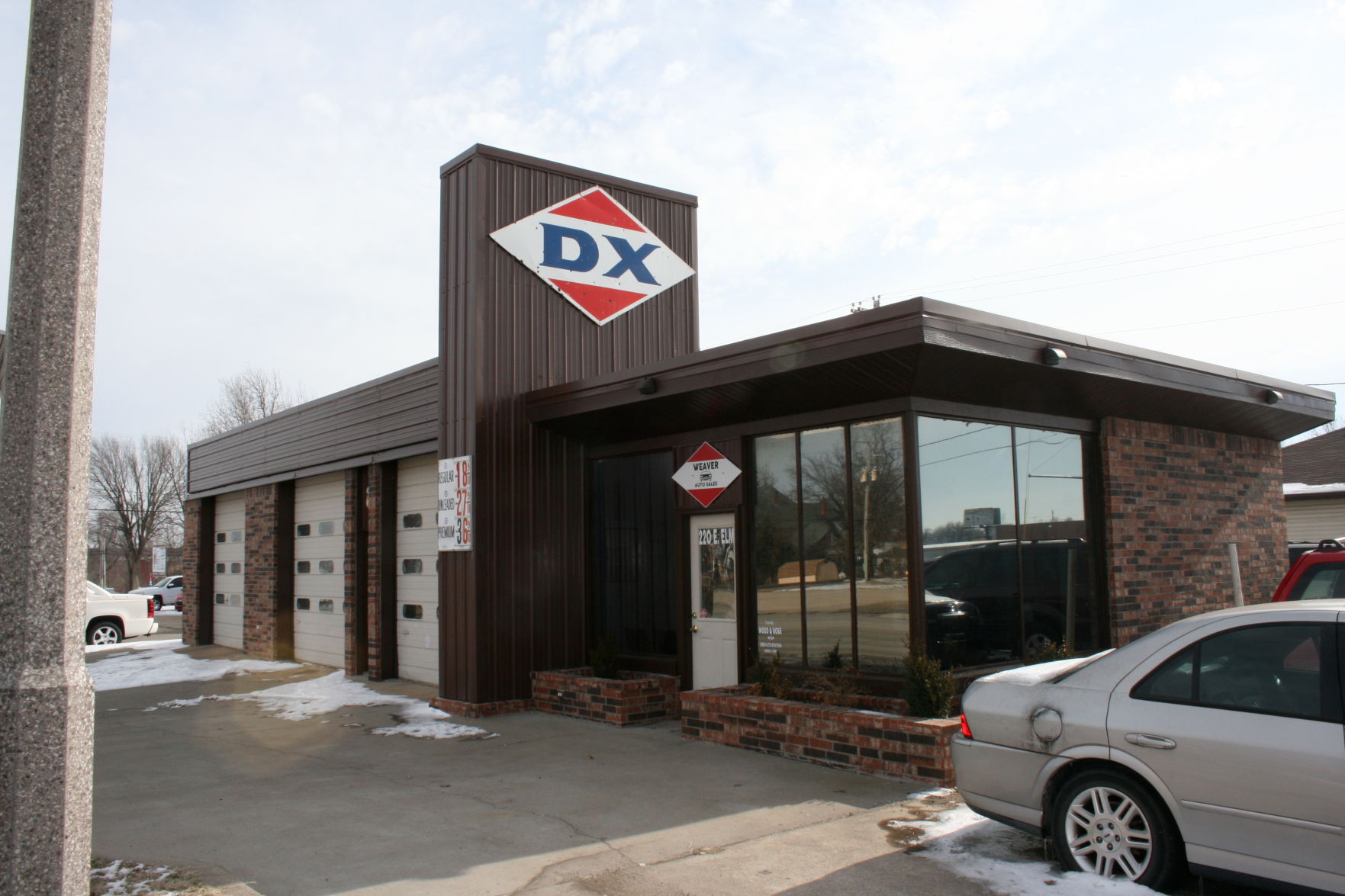 Renovated gas station showcases original DX brand