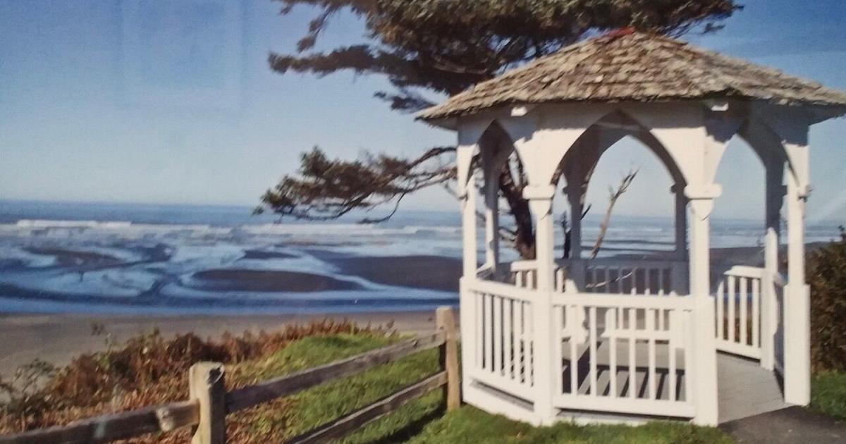 Gallery 10 Features Rob and Jan Ramey | On the Vine | ledger.news