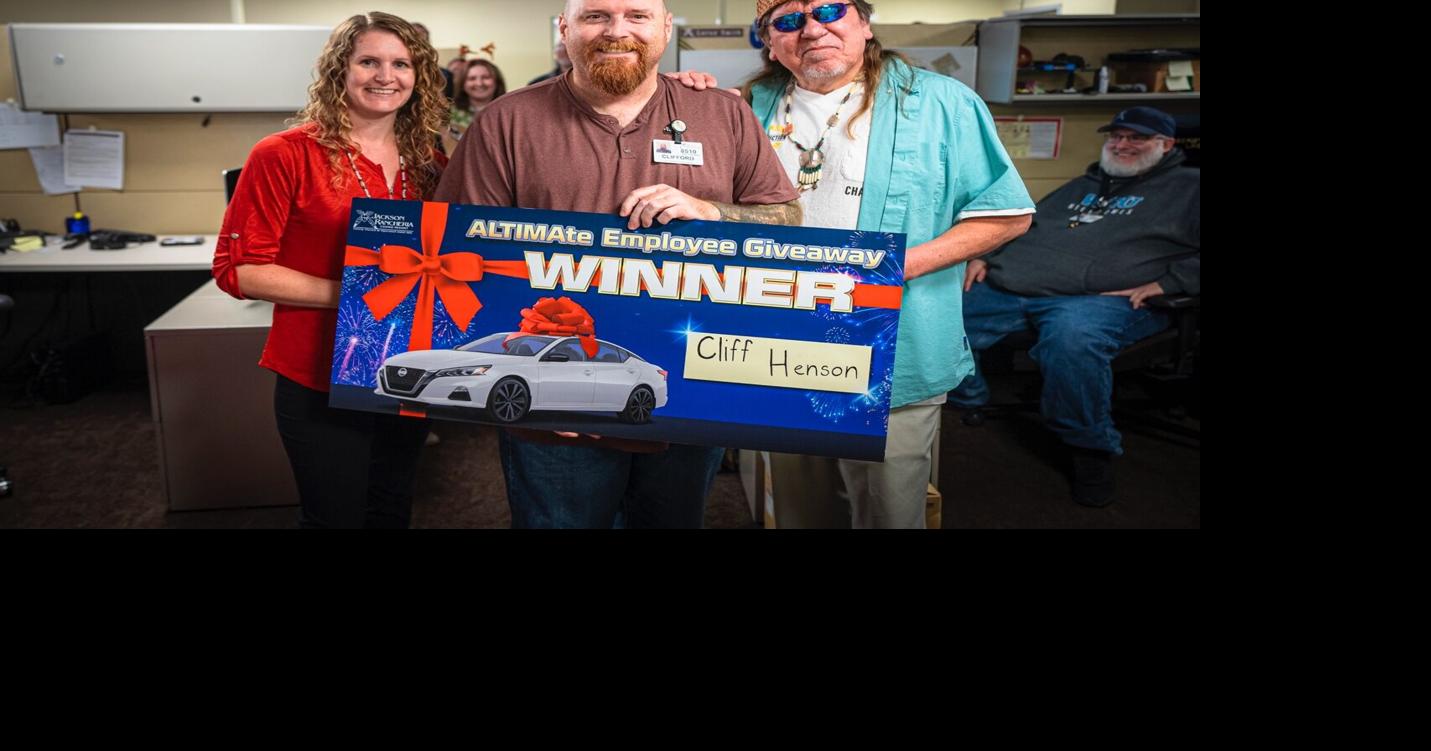 Jackson resident wins Wings Etc. boat giveaway