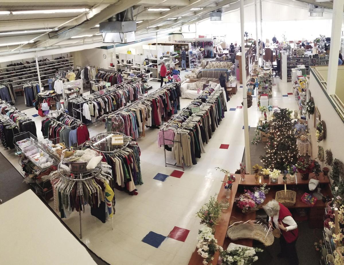 Interfaith Food Bank Cuts Ribbon On New Thrift Store Location