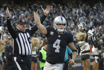 Derek Carr signs five-year, $125m deal with Oakland Raiders, NFL News