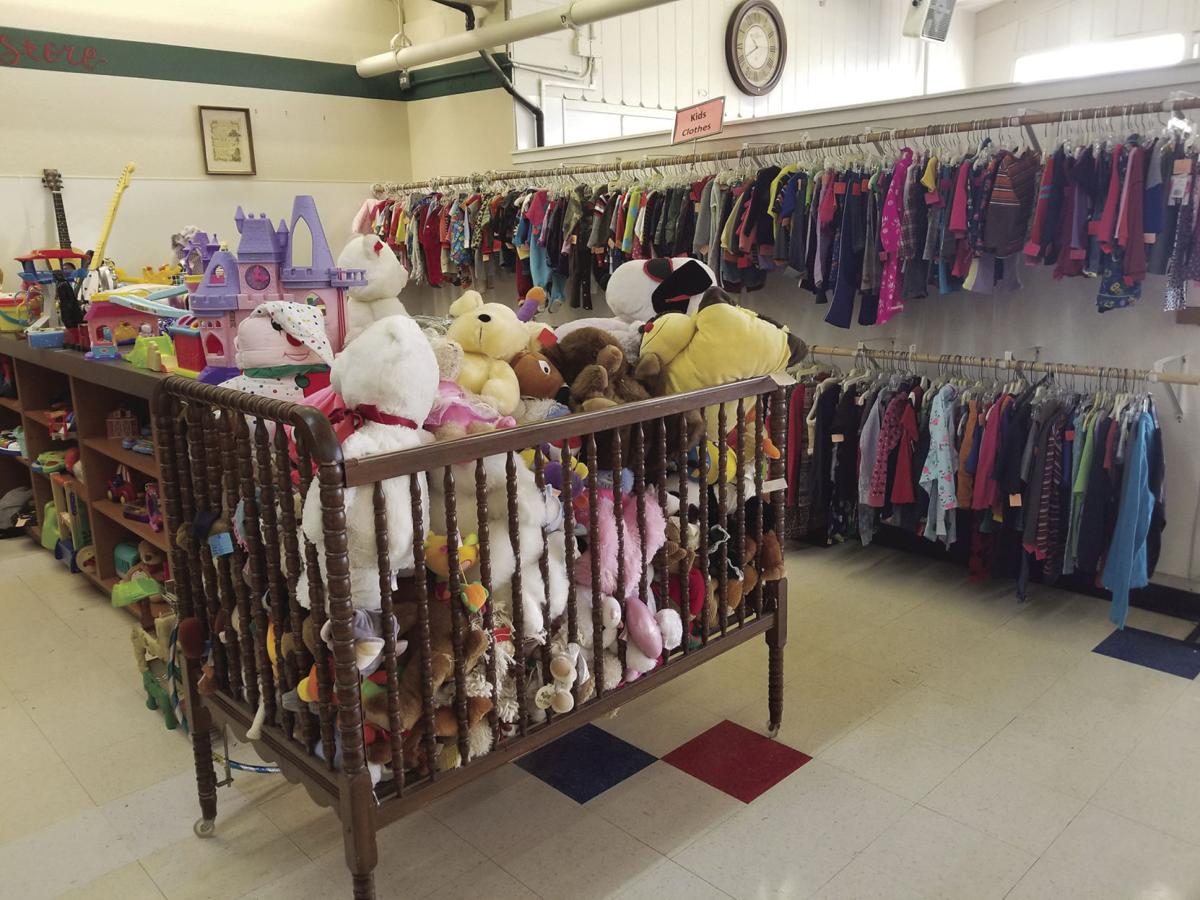 Interfaith Food Bank Cuts Ribbon On New Thrift Store Location