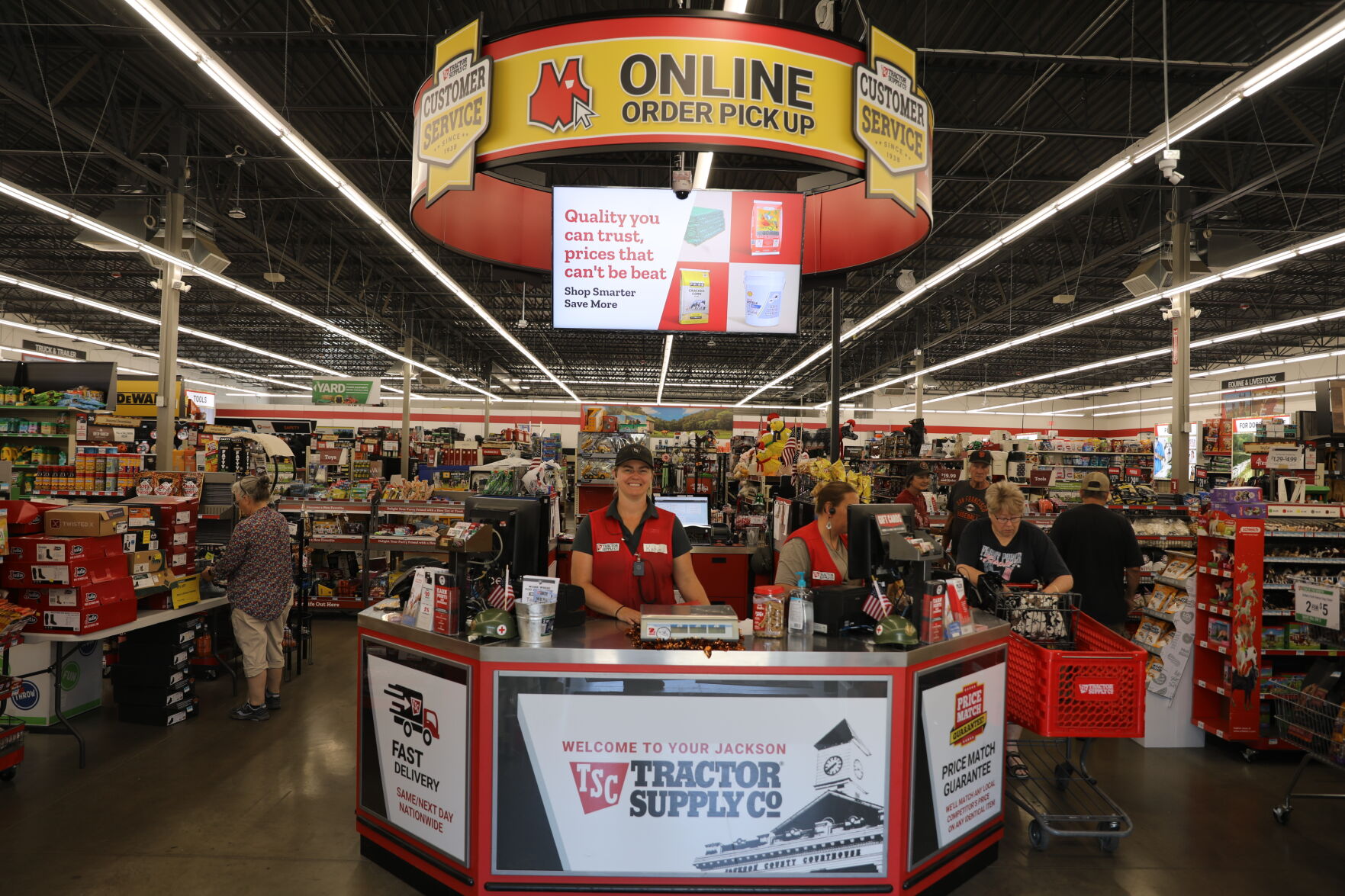 Tractor supply shop boot jack