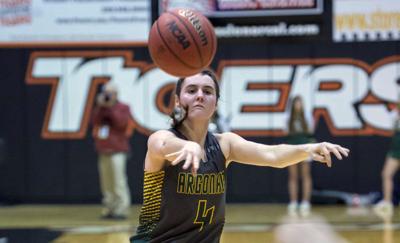 Lauryn Davis Earns Spot On Cal State Monterey Bay Women S