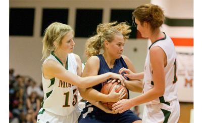 Lincoln Charter Girls Beat East 56 34 Sports Lincolntimesnews Com