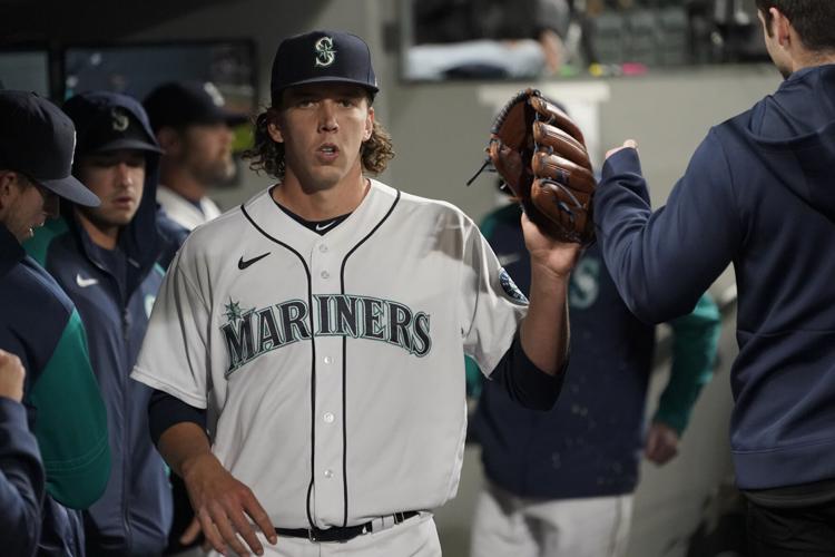 Mariners beat Rangers 4-1