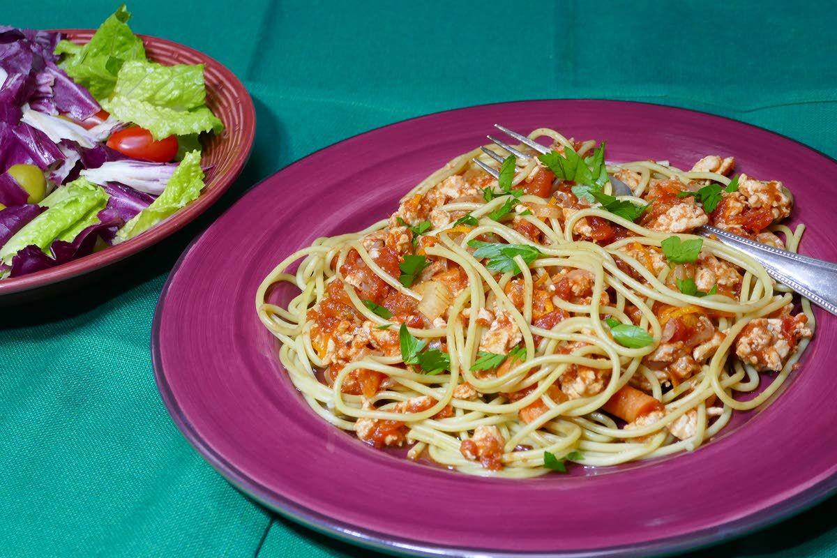 Ground chicken adds new twist to Spaghetti Bolognese
