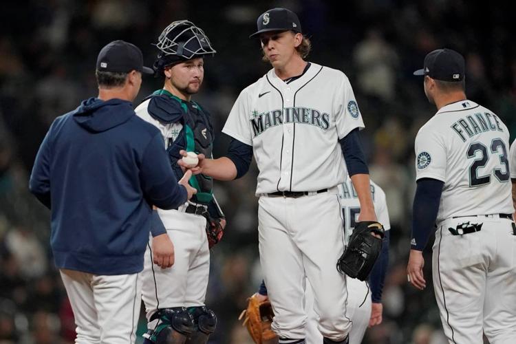 Haniger's homer helps M's beat A's 4-2, close in wild card - The Columbian