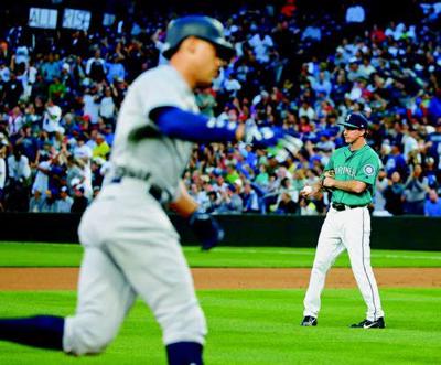 Mariners defeat Astros, win fourth in a row, Sports news, Lewiston  Tribune