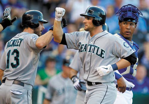 Dustin Ackley and the Mariners get off to a smiling start