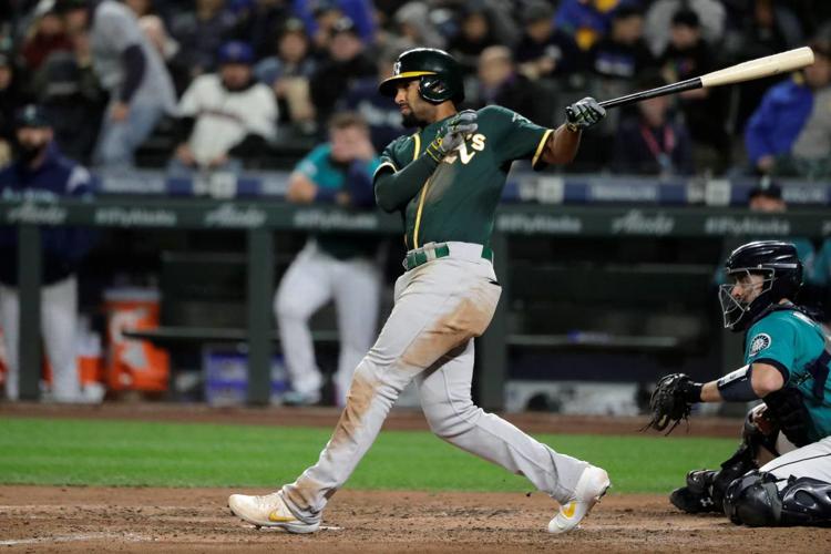 A's fall to Mariners 4-3