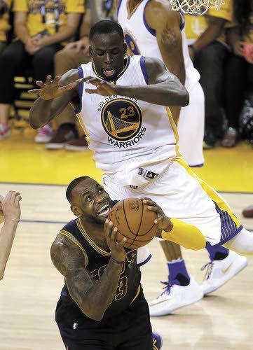 Golden State Warriors take 1-0 lead over Cleveland Cavaliers in