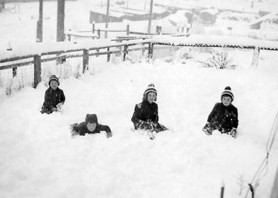 Blast from the Past / 1947: Brothers and sisters in the Headquarters snow