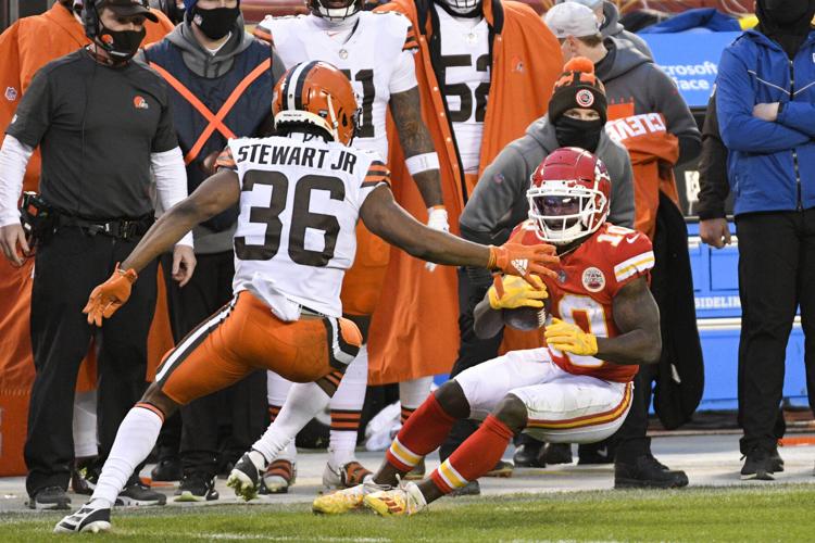 Browns lose 22-17 to the Chiefs in the AFC divisional round