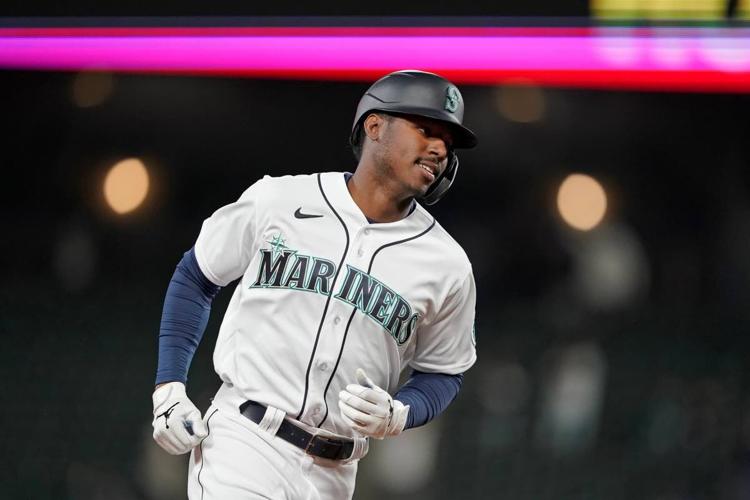 Kyle Lewis, Kyle Seager lead Mariners to 5-2 win over Orioles