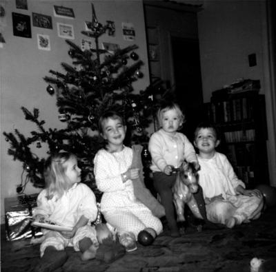 Blast from the Past / 1962: Time to open Christmas stockings