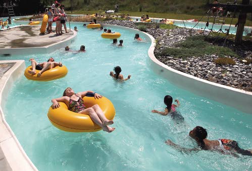 Make a Splash at These 7 New Hampshire and Maine Water Parks