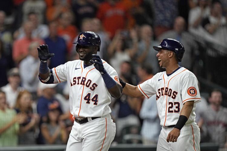 Yordan Alvarez gets 4 strikes in AB during Astros win