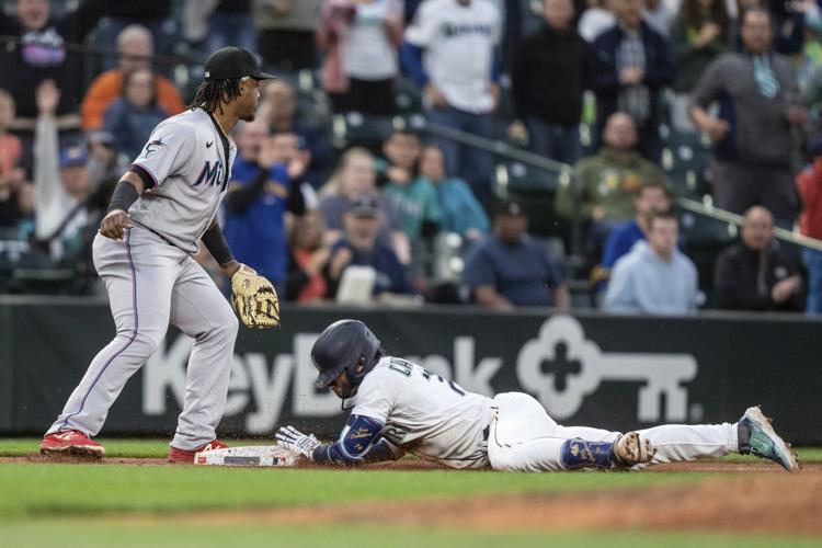 Kirby strikes out 10 as Mariners defeat Marlins 9-3 - The Columbian