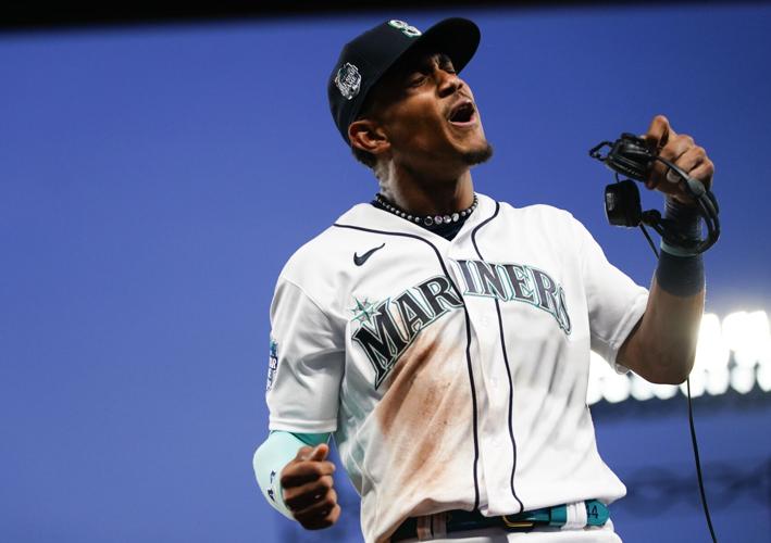 Mariners' star Julio Rodriguez named AL Player of the Week