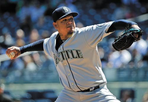 Hernandez hangs in, Mariners beat slumping Yankees 3-2